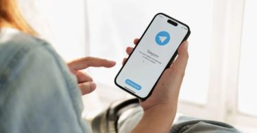 How-to-Protect-Your-Chats-on-WhatsApp-Web-and-Telegram-Download